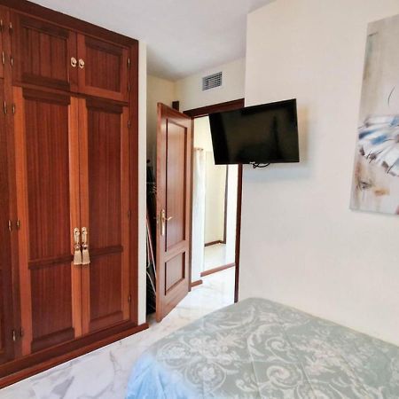 Duquesa Port Apartment Манилва Екстериор снимка