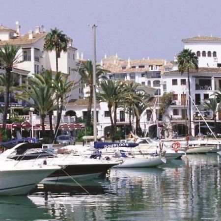 Duquesa Port Apartment Манилва Екстериор снимка